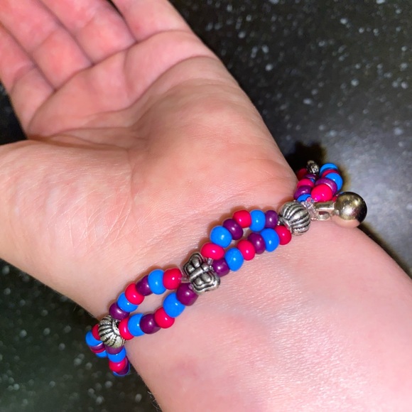 PRIDE COLLECTION Bisexual Coloured Beaded Bracelet w Ceramic & Metal Beads - Picture 3 of 3